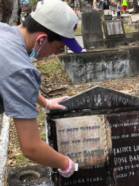 Youth-Volunteers-clean-graves-at-South-Brisbane-Cemetery,-Centenary-Stake,-JustServe,-Billion-graves,-Stake-Youth-Conference
