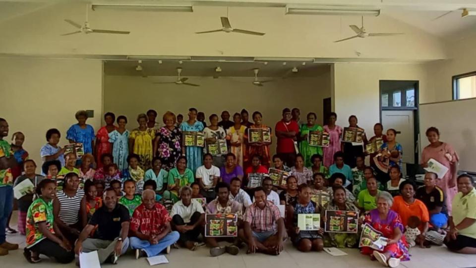 Participants in the backyard garden training in Vanuatu in March 2021.    