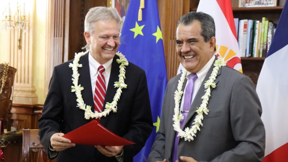 Elder-K.-Brett-Nattress-and-President-Edouard-Fritch.-Papeete,-French-Polynesia.-1-December-2021.